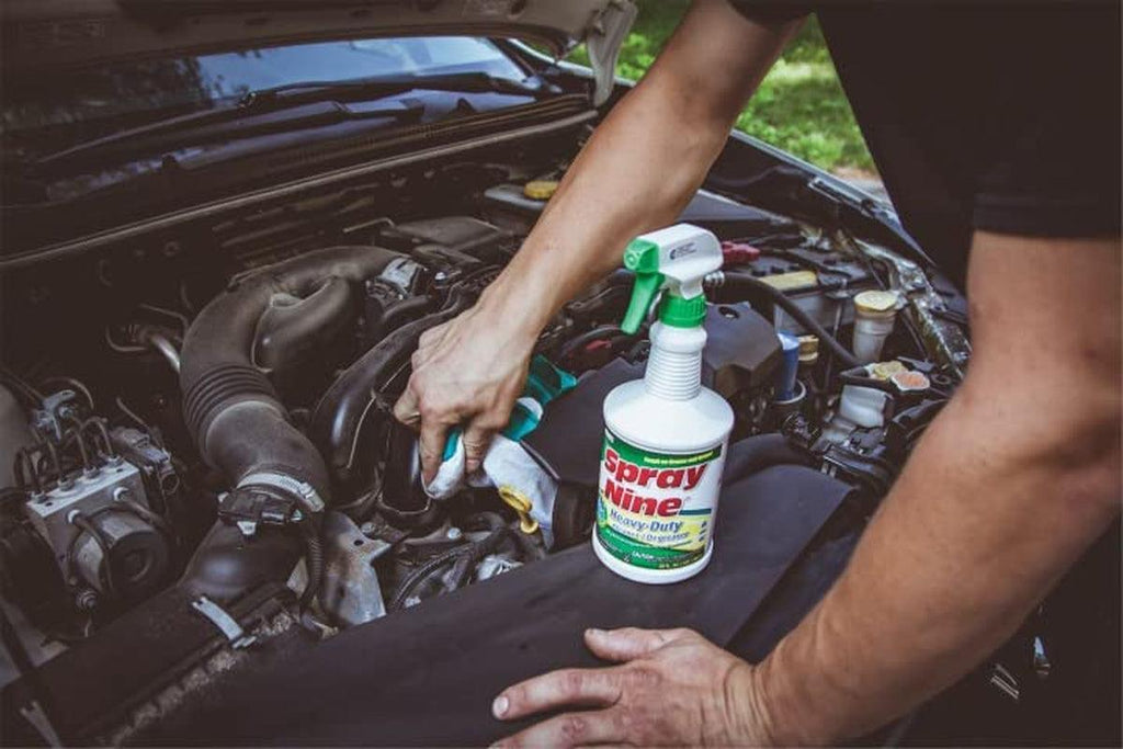 Spray Nine 26832 Heavy Duty Cleaner, Degreaser and Disinfectant, Multipurpose Cleaner for Common Automotive Shop, Home, Industrial, and Commercial Uses, 32 Oz