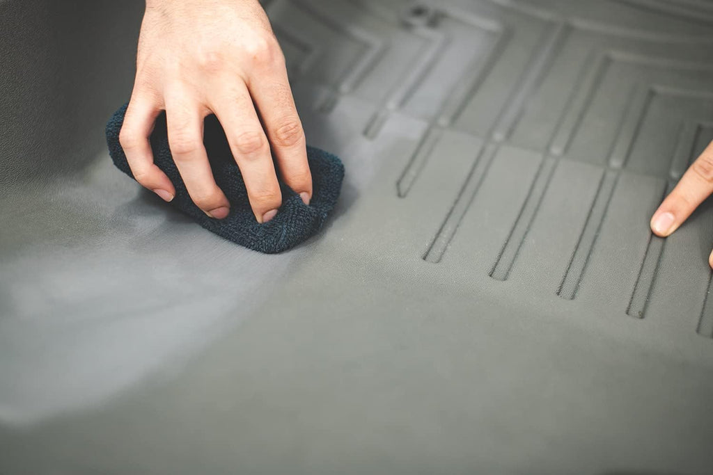Black Plastic & Vinyl Trim Restorer - Use for Car and Truck Detailing, No Wet Look, Instantly Revives Color to Trim, Bumpers, Mud Flaps, Etc., Black (12 oz)
