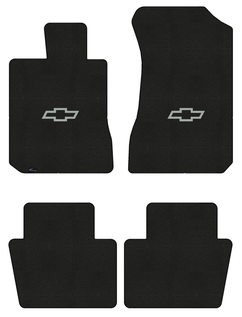 Lloyd Loop Front & Rear Mats for '99-04 Tracker W/Silver Outline Chevy Bowtie