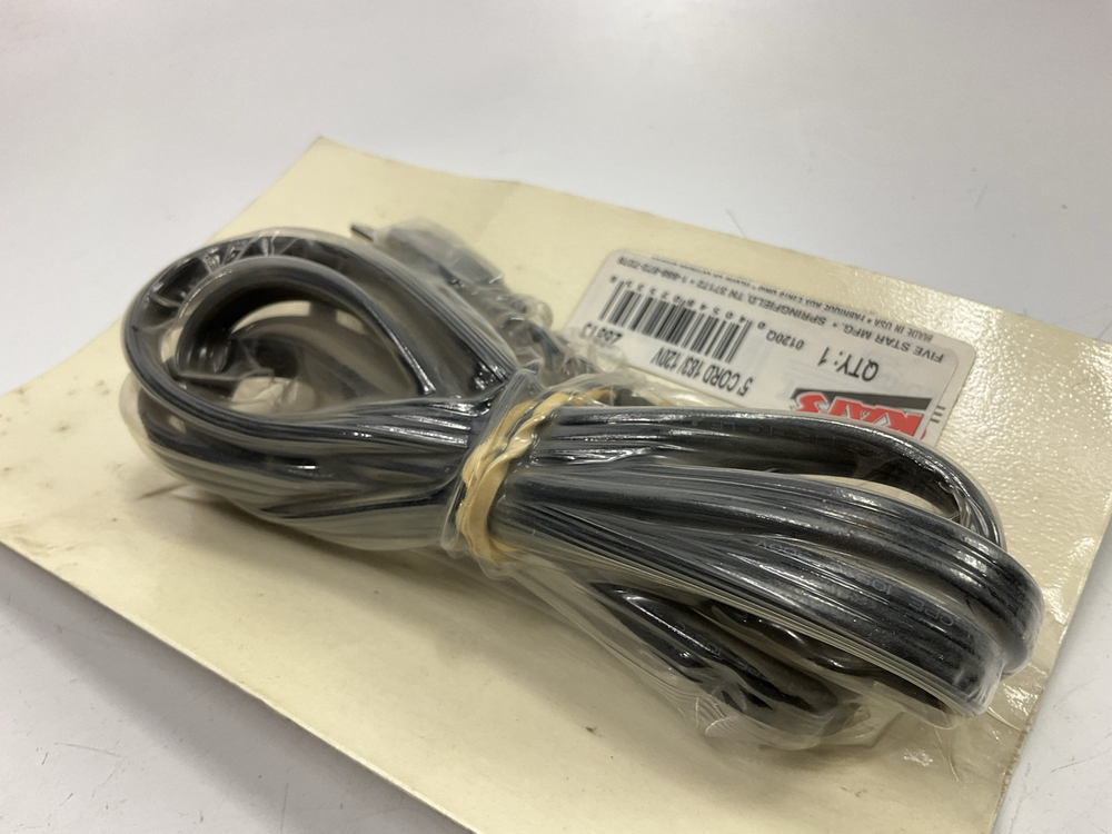 Kats 28813 Engine Block Heater 5' Replacement Cord - 120V, 18-gauge, 3-wire