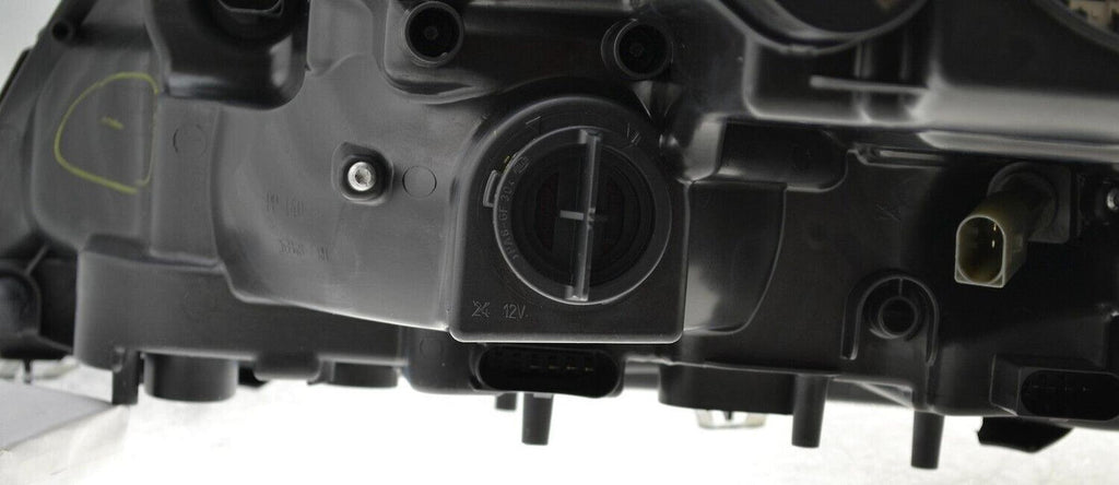 Hella Headlight Assembly for GL320, GL450 263400461
