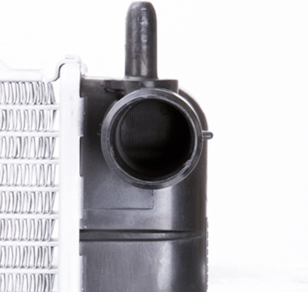 2775 Compatible with Chevrolet/Saturn 1-Row Plastic Aluminum Replacement Radiator