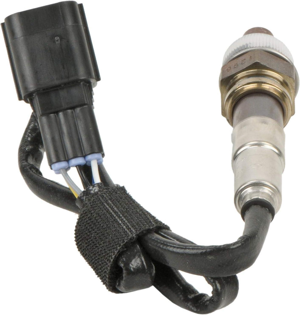 15788 Oxygen Sensor, OE Fitment (Mazda)