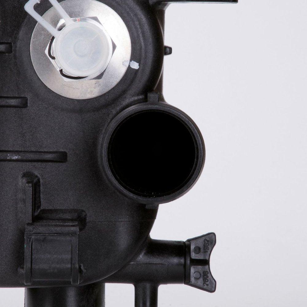 13398 Radiator for Chevrolet Silverado 1500 5.3/6.2L V8 2014-2015 Models Fits 1986 Saab 900