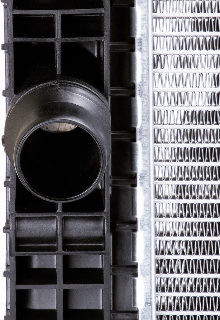 13022 Radiator Compatible with 2008-2010 Ford F- Series Pickup (Hvy Dty)