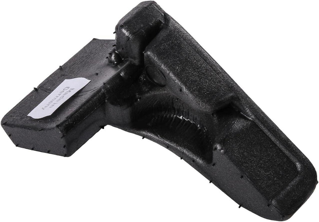 13444618 Driver Side Body Wiring Harness Conduit Insulator