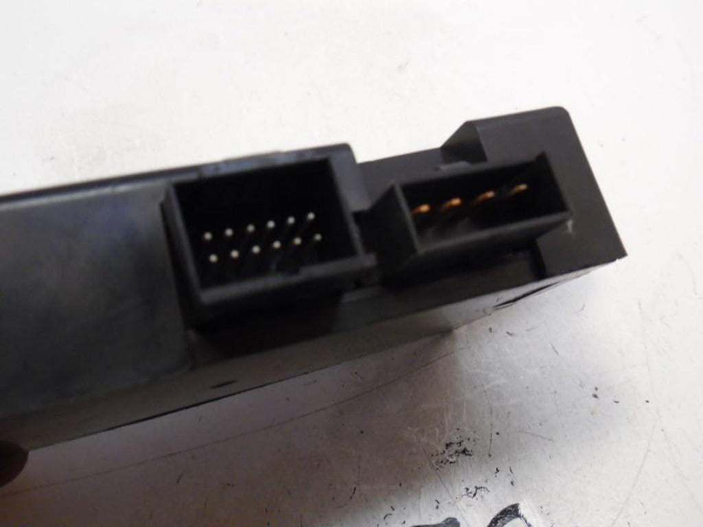 00-05 Lesabre Bonneville 01-03 Aurora Theft Locking Door Module K4752