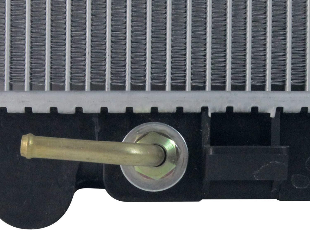 2692 Radiator Compatible with 2004-2006 Nissan Quest Gxe/Xe