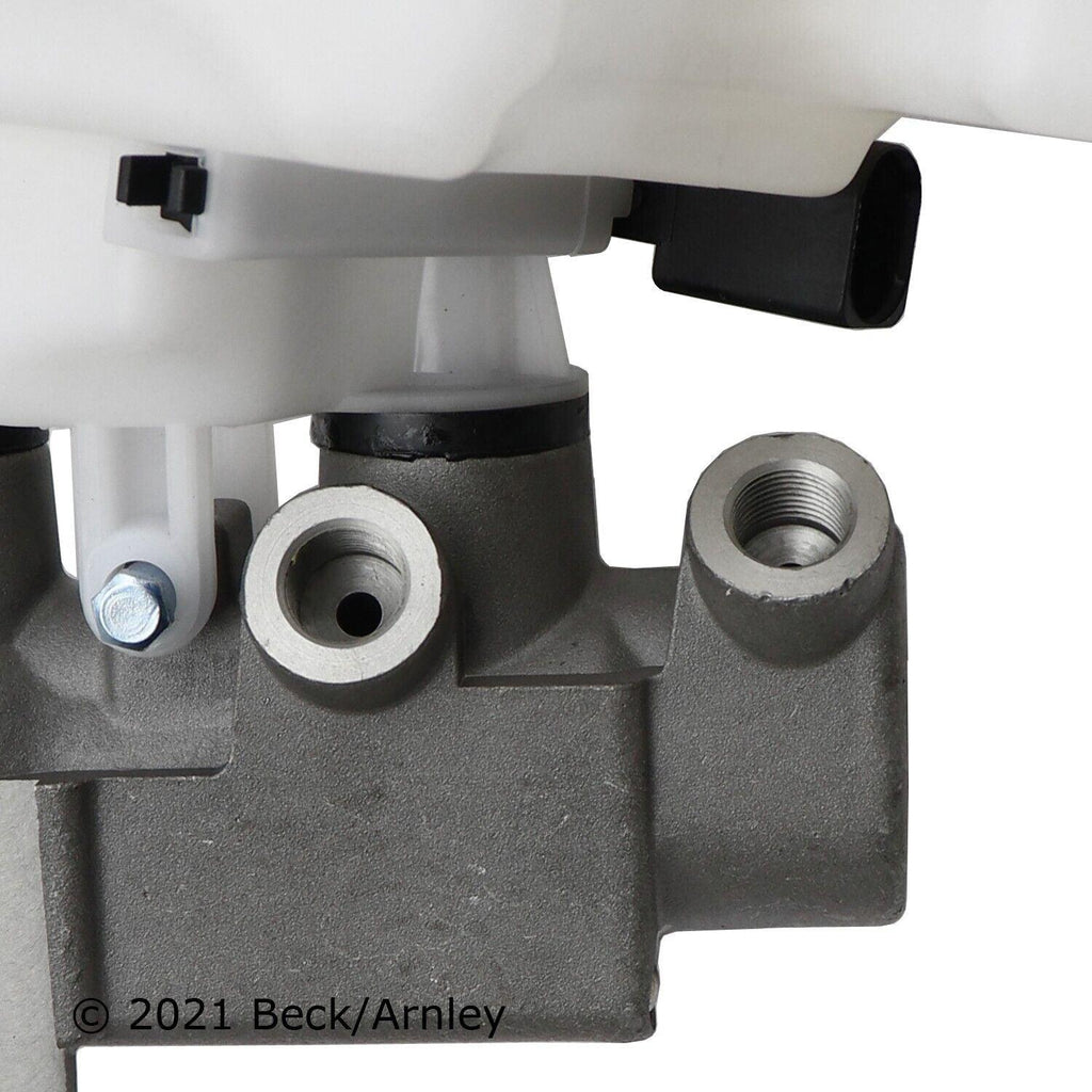 Brake Master Cylinder for Q3, RS3, S3, TT RS Quattro, TTS Quattro+More 072-9991