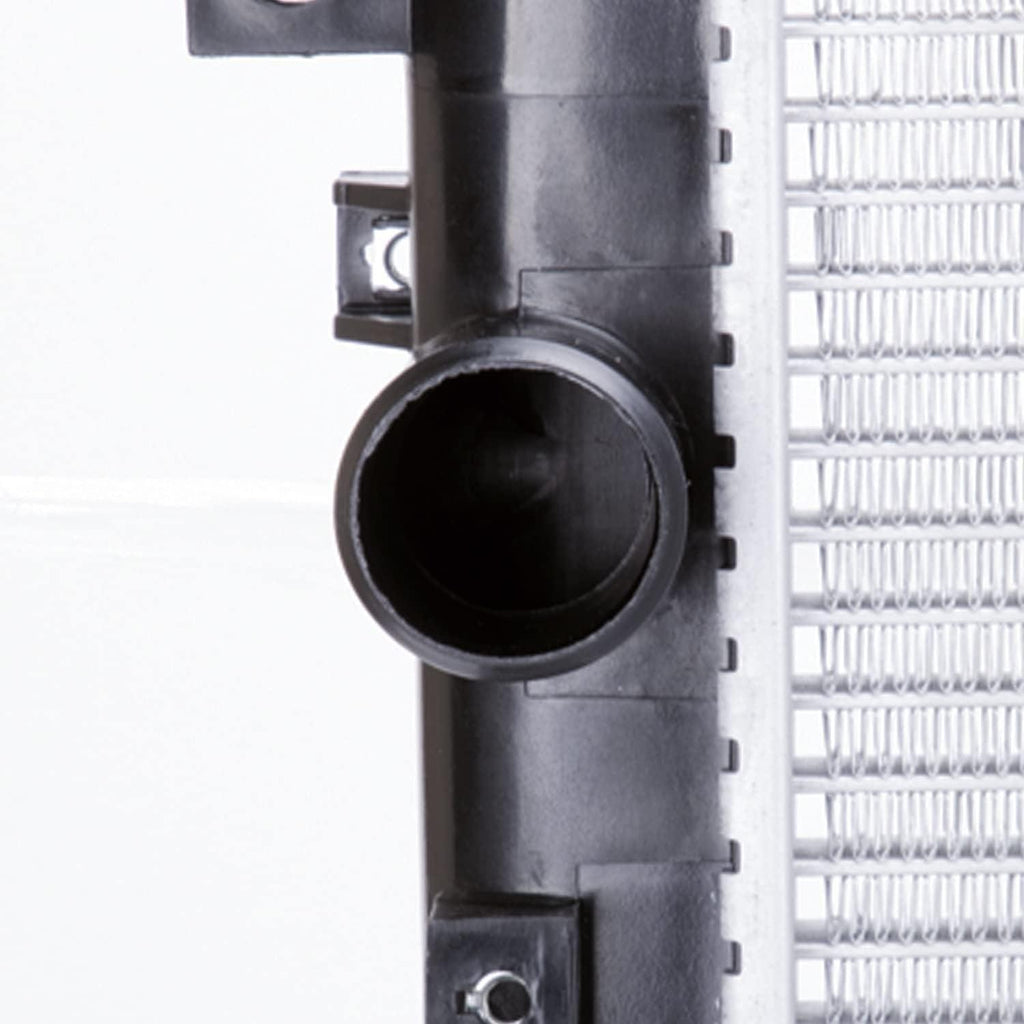 - 2702 04-06 Cr Pafca 3.5/3.8L V6 at 1R Pa Rad