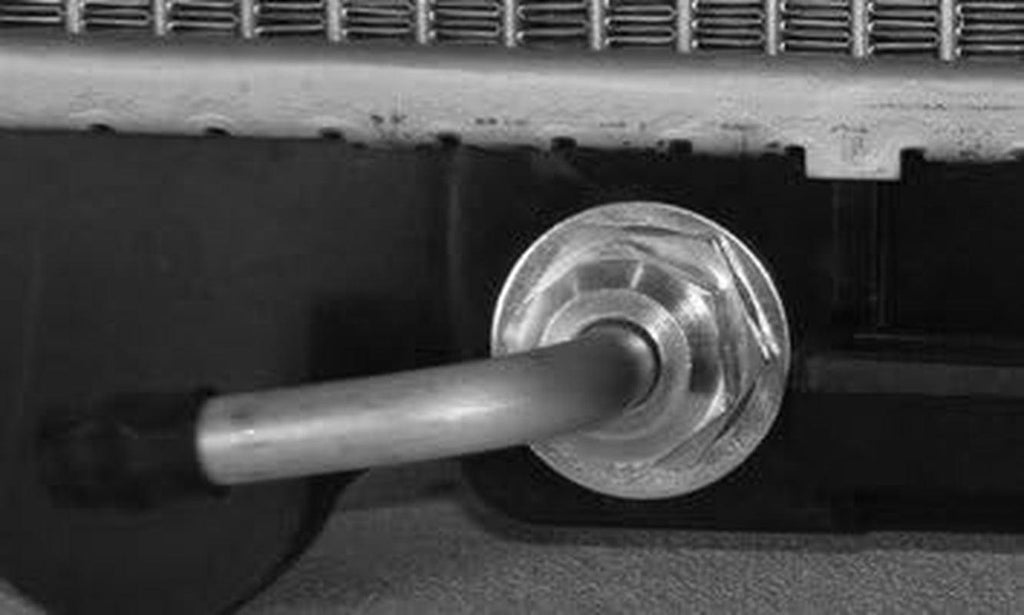 2692 Radiator Compatible with 2004-2006 Nissan Quest Gxe/Xe