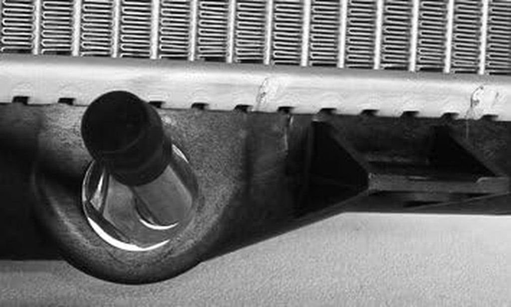 03-04 Hd Acord Sdn 2.4L L4 A/Mt 1R Pa (Valeo) Rad