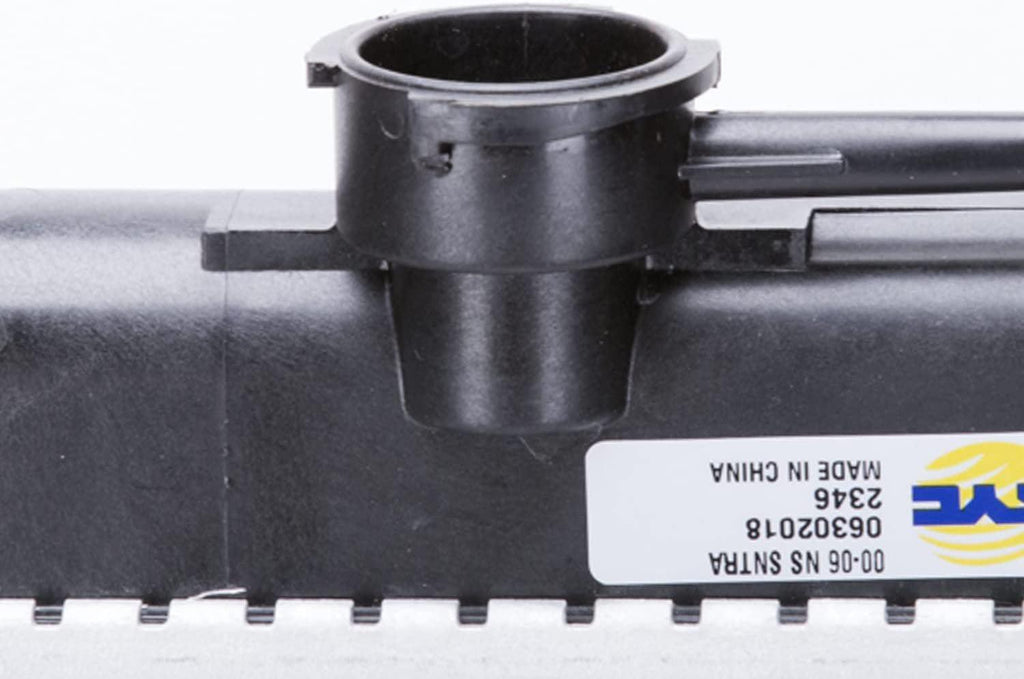 Radiator Fits 2000 Nissan Sentra