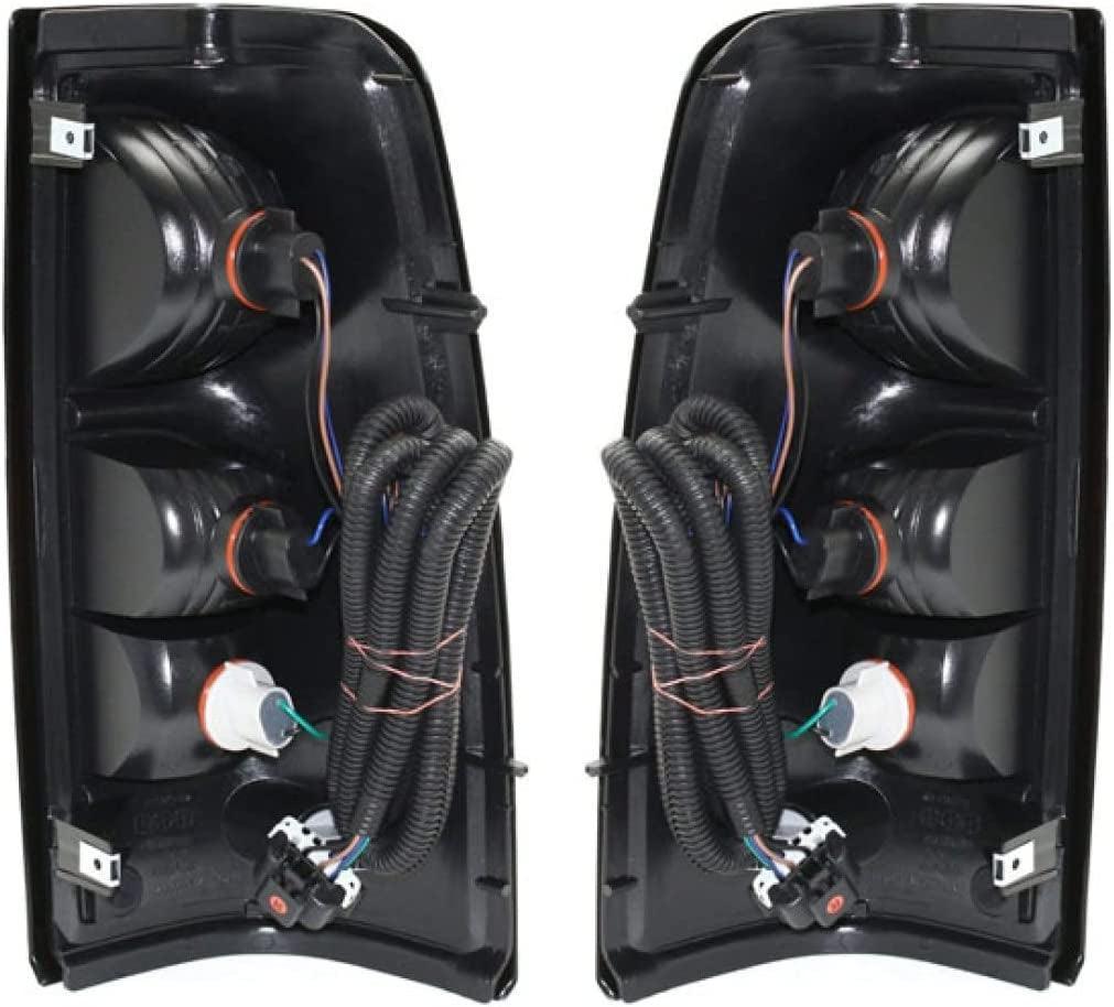 For Chevy Silverado 1500/2500 Series/3500 Single R/Wheel Tail Light 2004-2006 Driver and Passenger Side Pair Fleetside Dark Trim CAPA Certified | GM2800174 | GM2801174 | 15844157 | 15844156