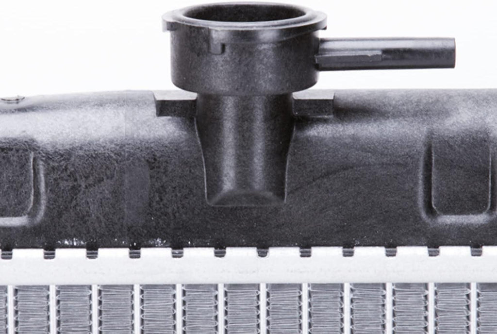 1573 Compatible with NISSAN Altima 1-Row Plastic Aluminum Replacement Radiator