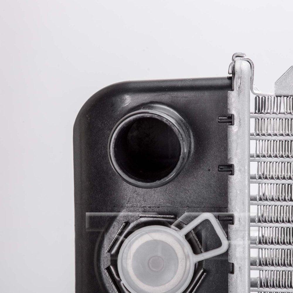 1693 Radiator Assembly for Select 95-00 Chevrolet GMC Models