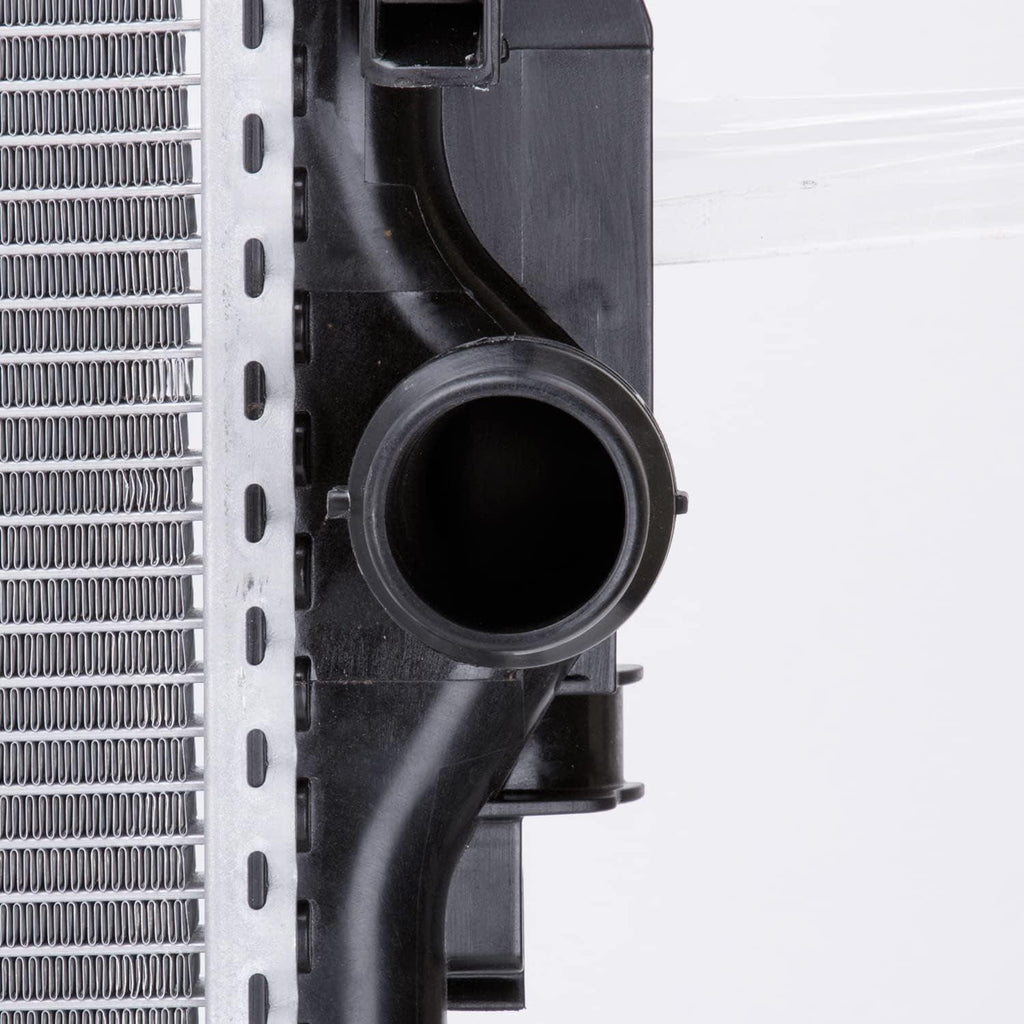 13533 Radiator Compatible with 2015-2020 Jeep Renegade