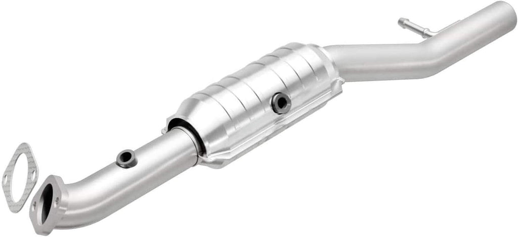 Magnaflow Direct-Fit Catalytic Converter OEM Grade Federal/Epa Compliant 49843 - Stainless Steel 2.25In Main Piping, 35.25In Overall Length, Pre-Converter & Midbed O2 Sensor - OEM Import Replacement