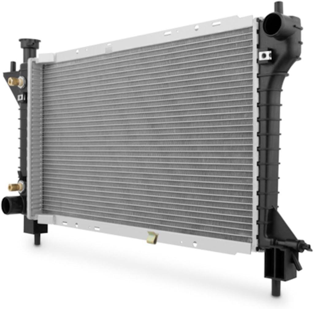 R1488 Plastic End-Tank Radiator Compatible with Ford Mustang 1994-1995