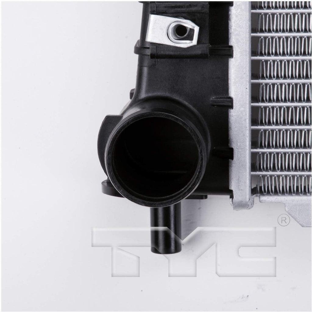2257 Radiator Compatible with 1999-2003 Ford F-250