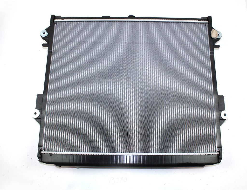 08-11 Ty Lnd Crusr 5.7L V8 at 2R Pa Rad