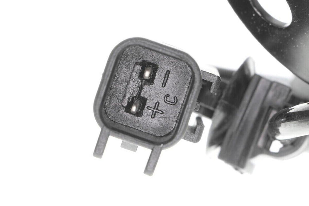 Vemo ABS Wheel Speed Sensor for Mitsubishi V37-72-0071
