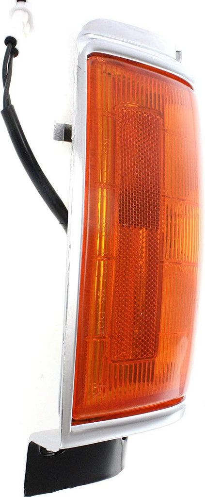 Corner Light for Toyota P/U 1987-1988 / 4RUNNER 1987-1989 RH Assembly with Chrome Trim 4WD