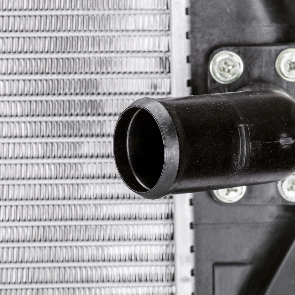 13266 Replacement Radiator for Infiniti M56