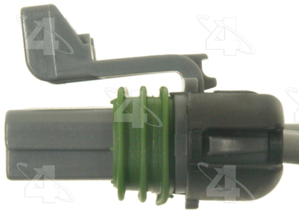 Engine Cooling Fan Motor Connector for Express 2500, Express 3500+More 37247