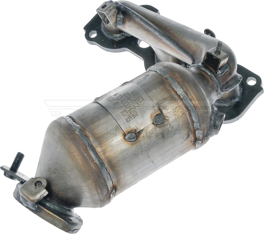 Dorman 674-882 Front Manifold Converter - Not CARB Compliant Compatible with Select Lexus / Toyota Models (Made in USA)