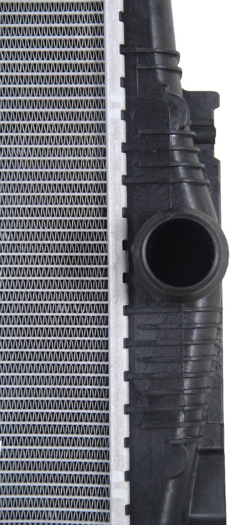 13353 Replacement Radiator for BMW 528I