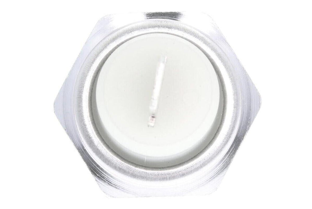 Engine Oil Pressure Switch for A8, A8 Quattro, Golf, Jetta, A4+More V15-99-1995