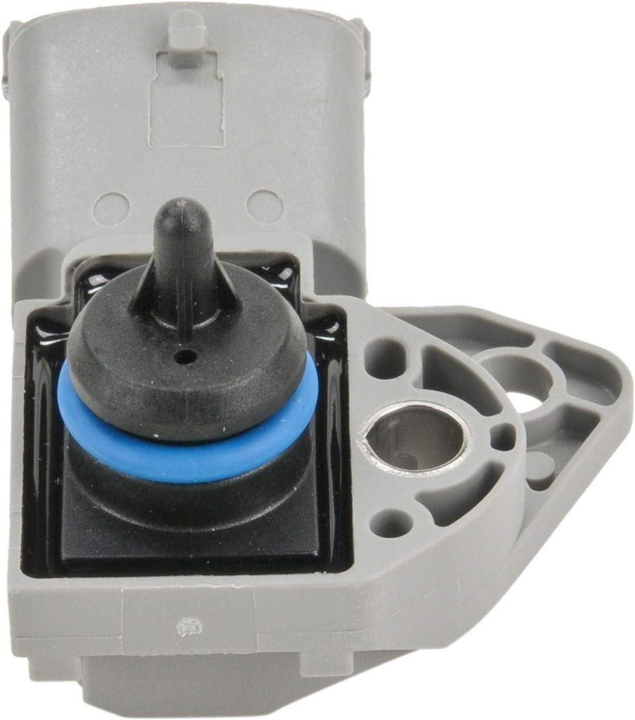 Automotive 0261230110 Original Equipment Fuel Pressure Sensor for Select Volvo: 2001-09 S60, 2004-10 S80, 2001-07 V70, 2003-10 XC70, 2003-11 XC90