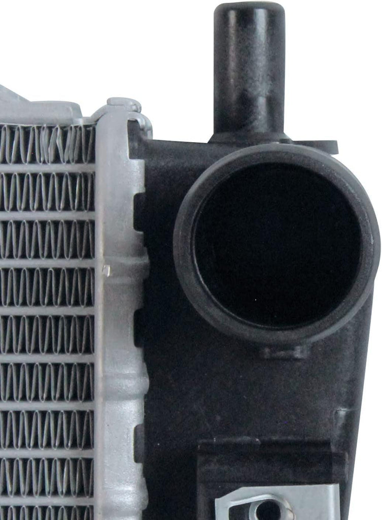 2256 Radiator Compatible with 2000-2005 Lincoln LS