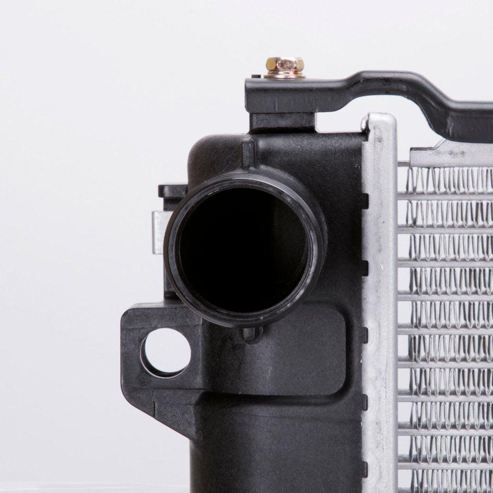 01 04 Dg Crvan/Cr Twncn 2.4L L4 at 1R Pa Rad