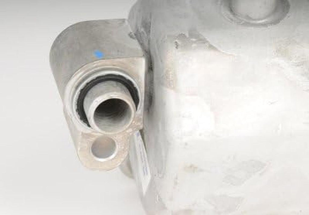 GM Genuine Parts 15-10345 Air Conditioning Accumulator