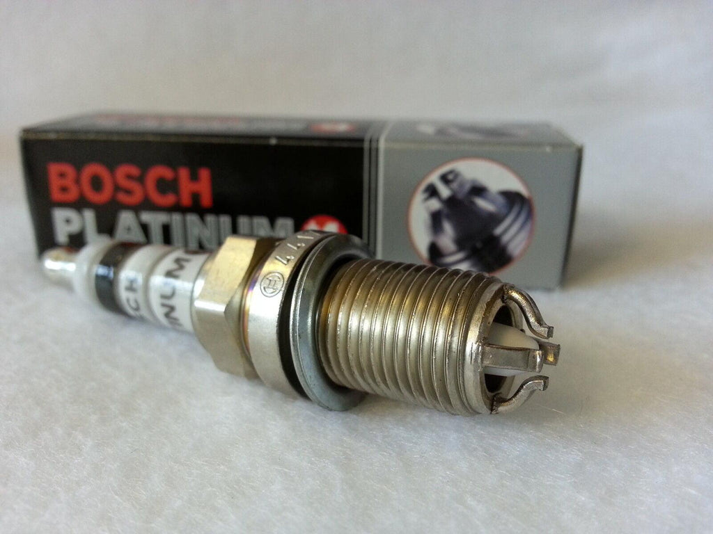 BOSCH GERMANY PLATINUM+4 SPARK PLUG 4-PCS FGR 7DQP+ 6743