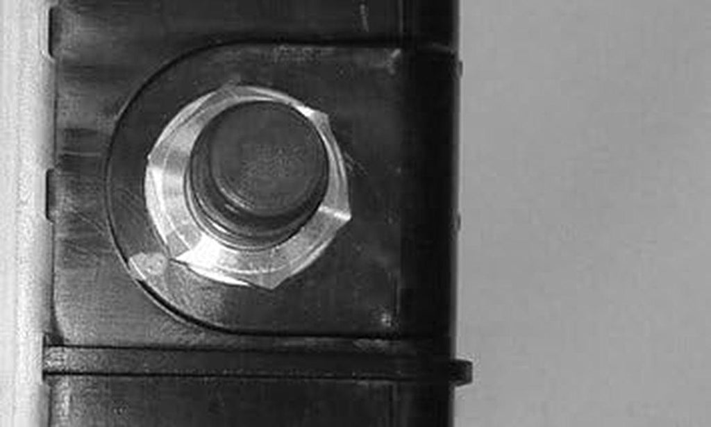 13083 Radiator Compatible with 2008-2009 Ford Econoline/Club Wagon