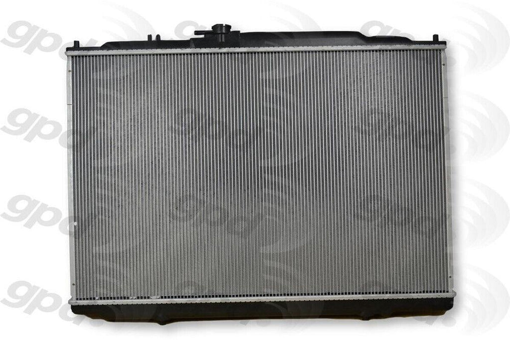 Global Parts Radiator for Gladiator, Wrangler 2957C