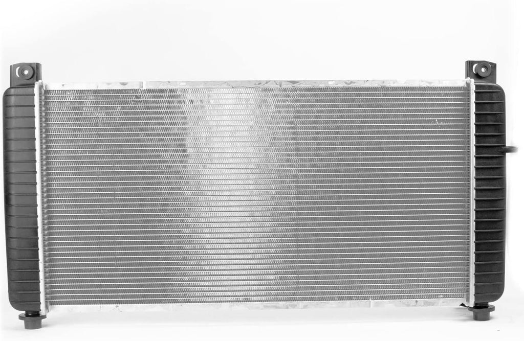 2423 Radiator Compatible with 1999-2007 Chevrolet Silverado