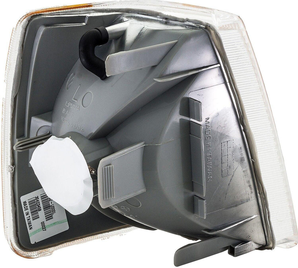 Dorman Turn Signal / Parking Light Assembly for 940, 960, 760 1630830