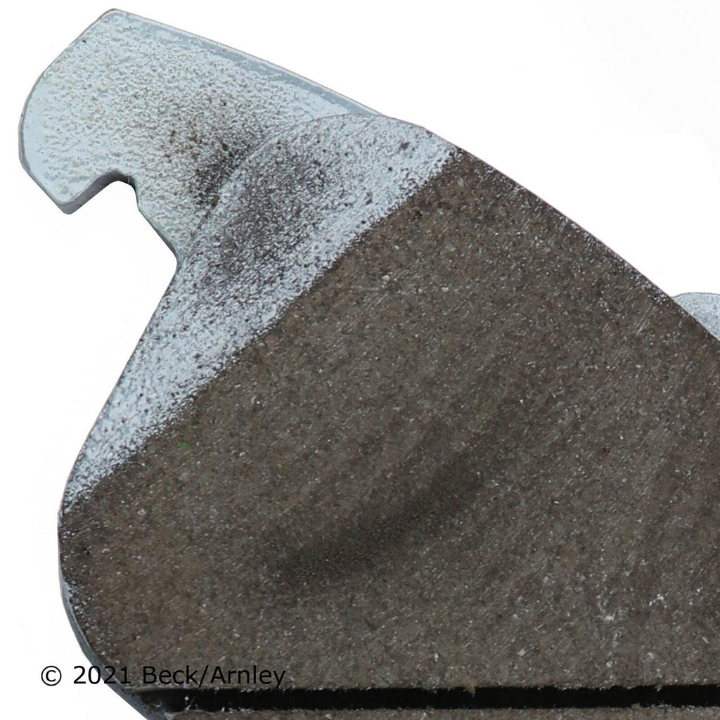 Front Disc Brake Pad Set for Passat, Q3, Q3 Quattro, Tiguan (085-6979)