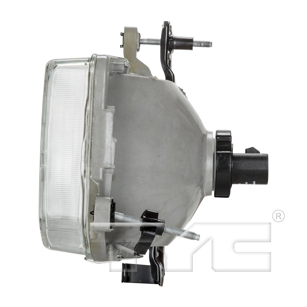 TYC Headlight Assembly for Nissan 20-1584-00