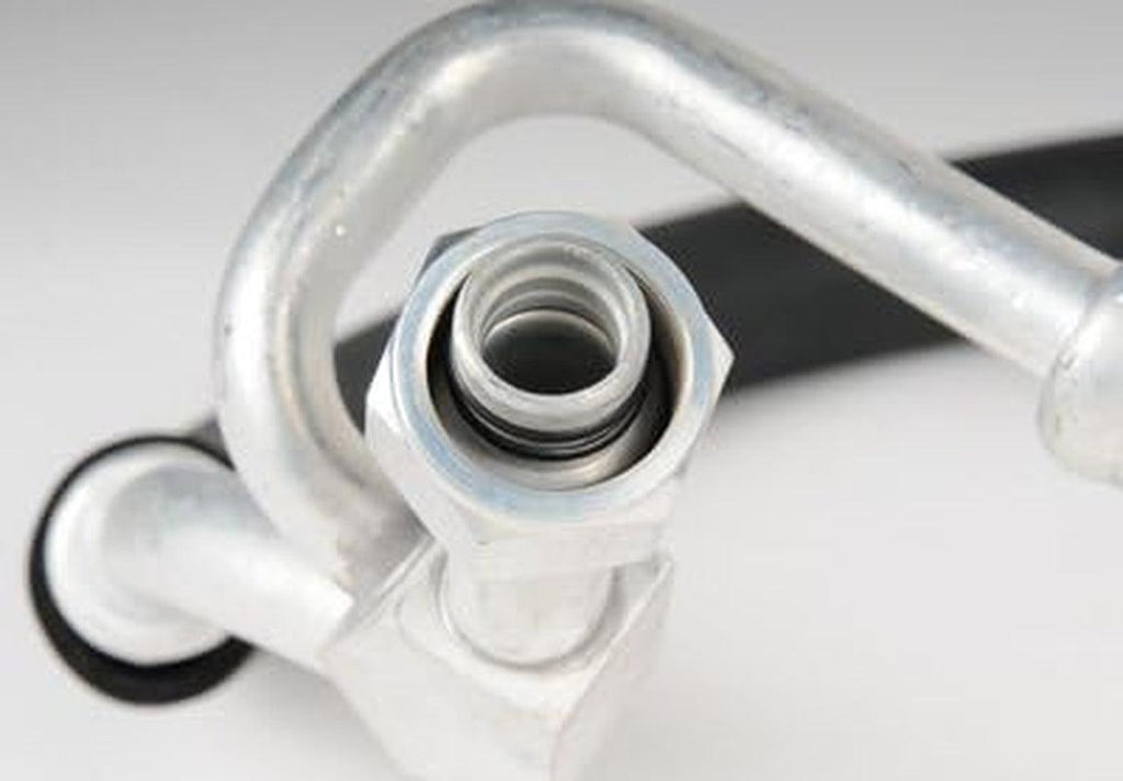 GM Genuine Parts 15-30882 Air Conditioning Compressor and Condenser Hose Assembly