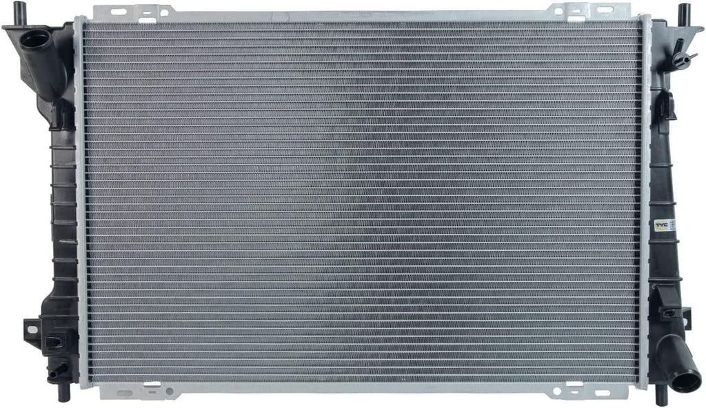 2157 Radiator Compatible with 1998-2002 Ford Crown Victoria