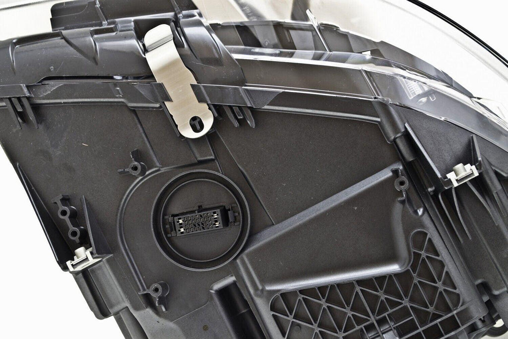 Hella Headlight Assembly for BMW 011072951