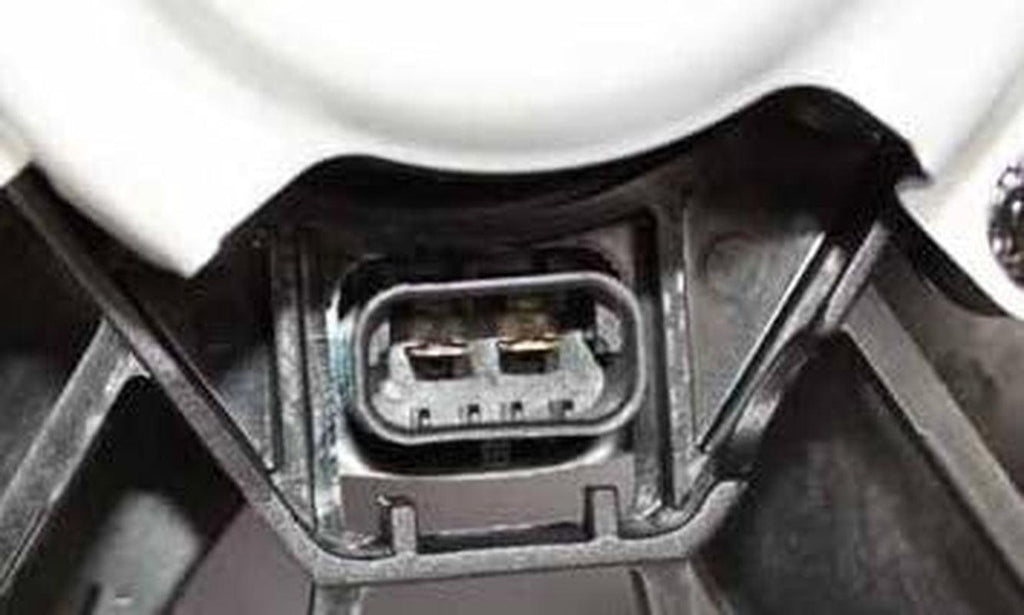 621360 Cooling Fan Assembly Compatible with 2004-2005 Chevrolet Impala , Black