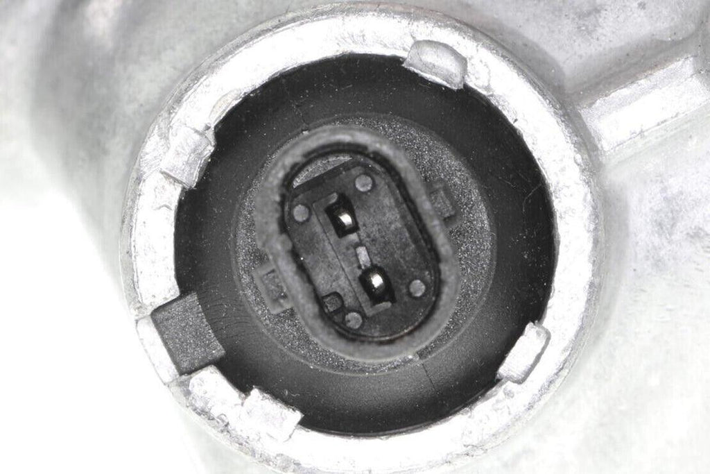 Vemo Engine Coolant Thermostat Kit for Mercedes-Benz V30-99-0103