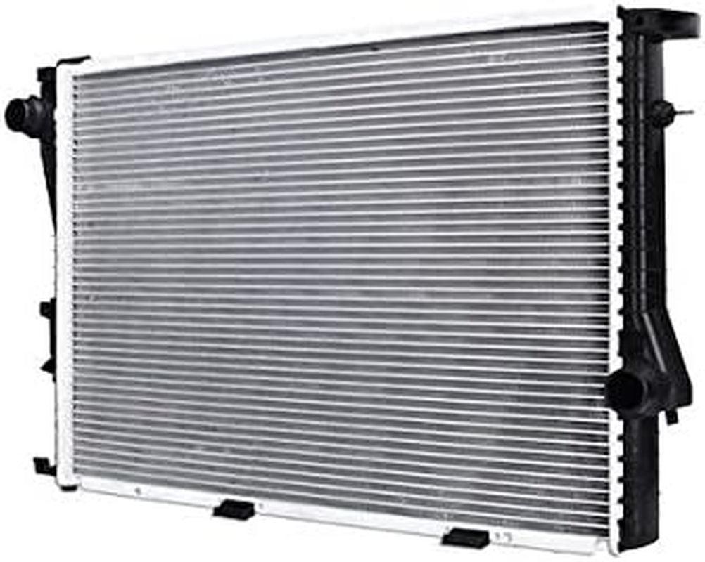 R2284-MT Plastic End-Tank Radiator Compatible with BMW 528I 1999-2000
