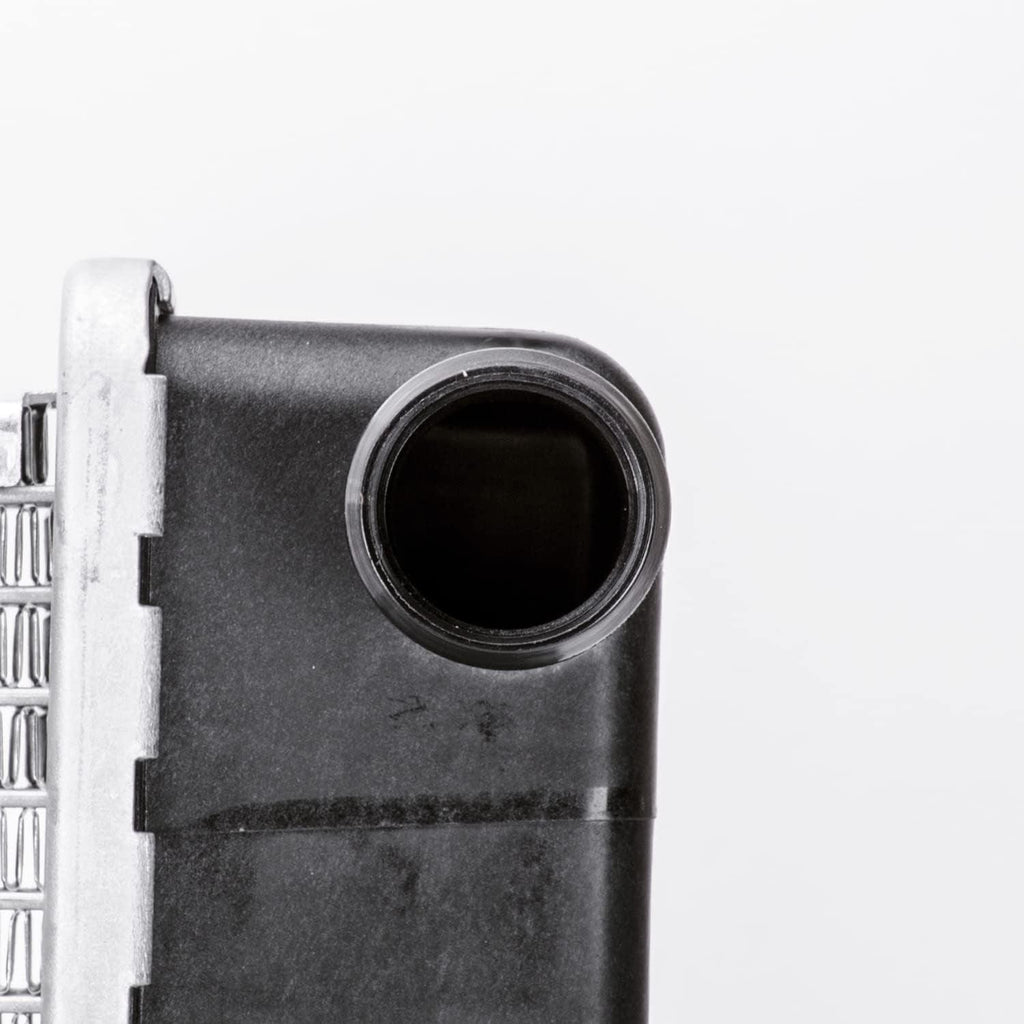 2182 Replacement Radiator Compatible with Jeep Grand Cherokee